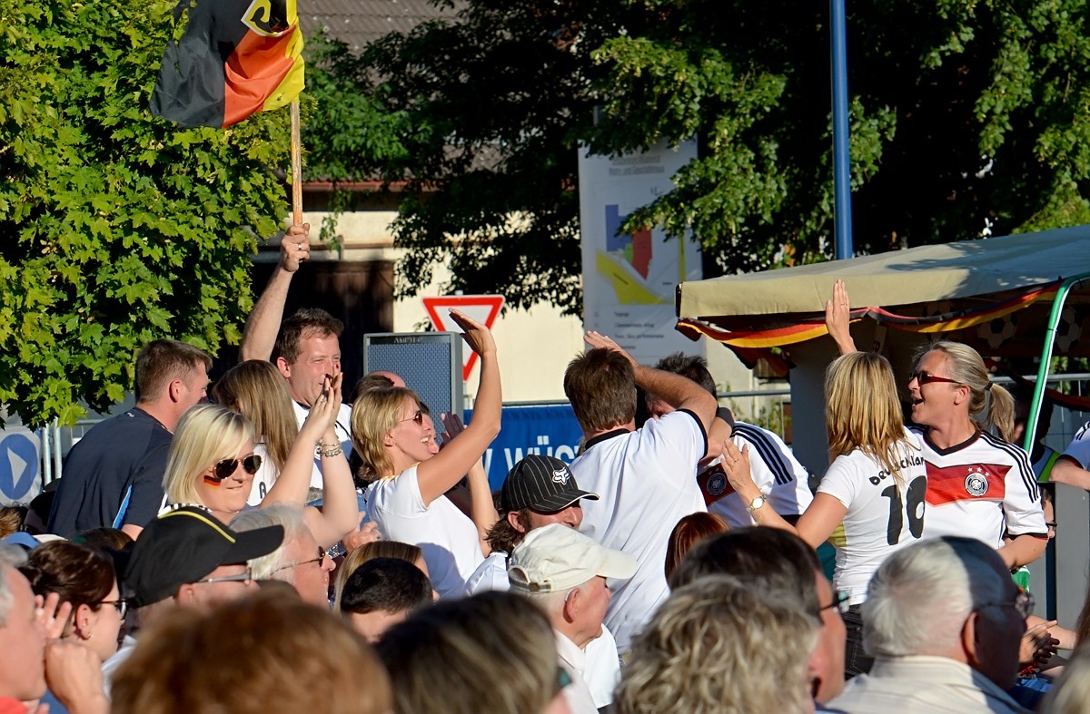Public Viewing 2014